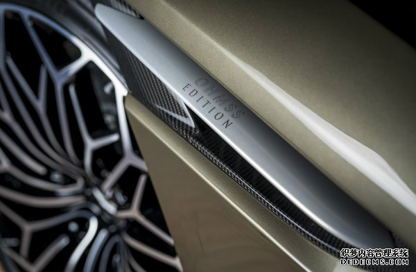 致敬新开1.90传奇 阿斯顿·马丁发布DBS Superleggera《女王密使》特
