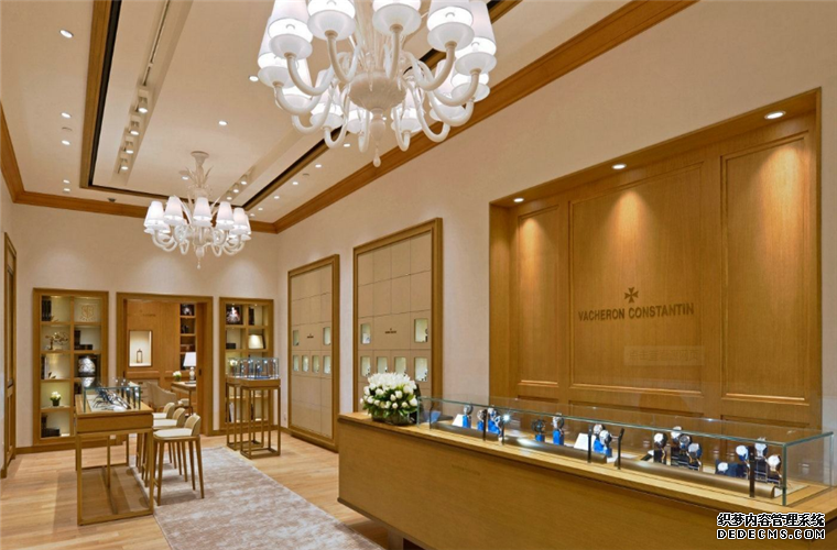 艾米龙售后网点客户服务中心手表表镜上水雾怎么处理